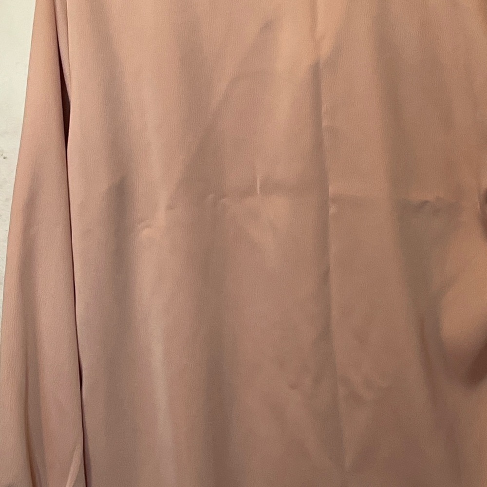 Amazon Essentials Women's Blouse in Blush with Bow Detail - Picture 10 of 14